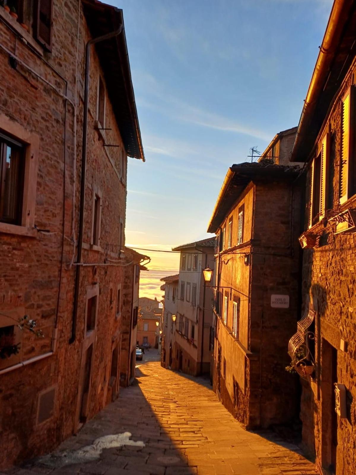 Hotel Il Vicolino Cortona Esterno foto