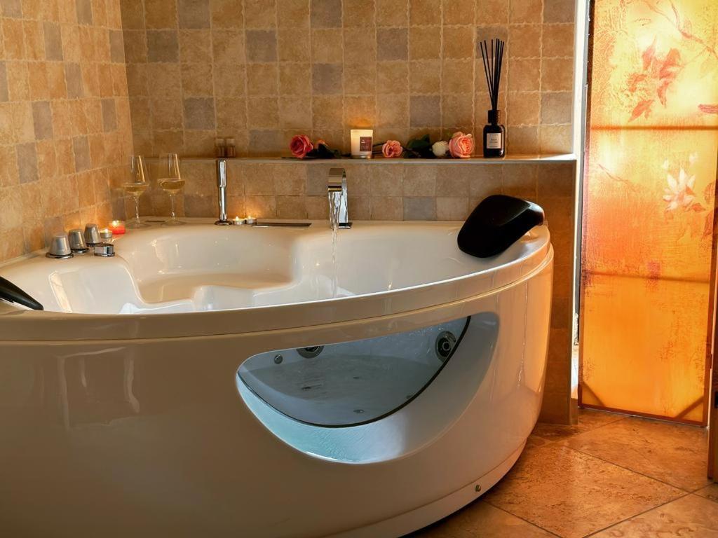 Hotel Il Vicolino Cortona Esterno foto